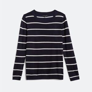 NWT 41 Hawthorn Aubree fine gauge crewneck sweater, navy, size M